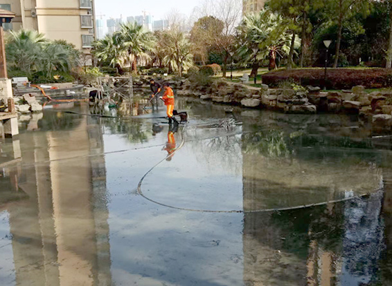 蠡县景观池淤泥清理